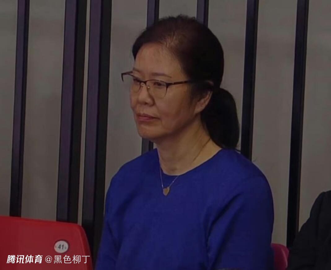 嘘嘘色